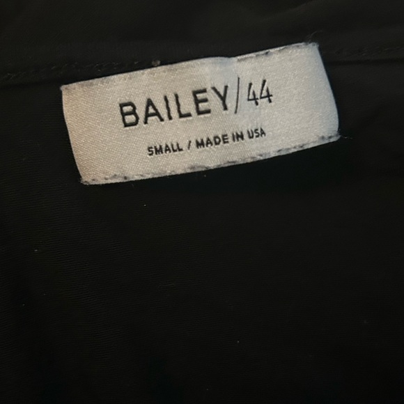 Bailey 44 Ruffle Top - Picture 2 of 2